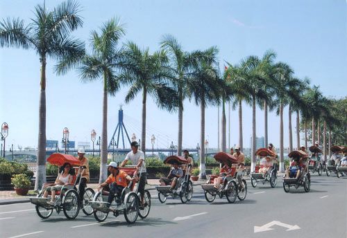 Xích lô sân bay Đà Nẵng