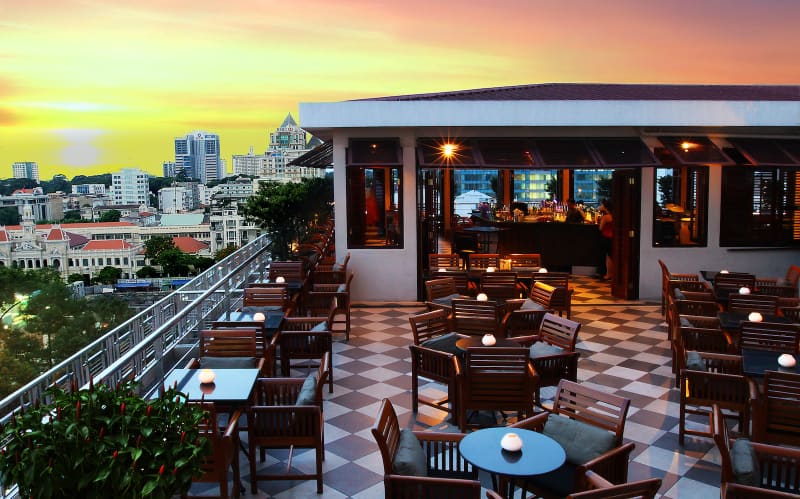 Saigon Saigon Rooftop Bar at Caravelle Hotel