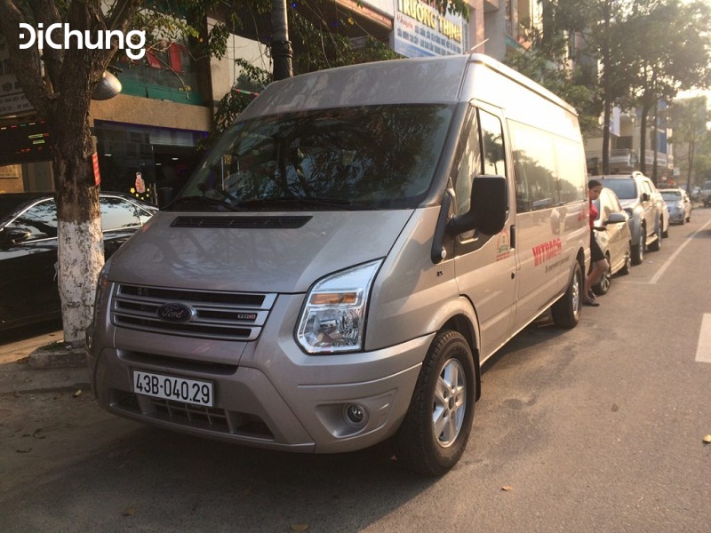 Thuê xe 16 chỗ đi chùa Hương thích hợp cho nhóm đông người