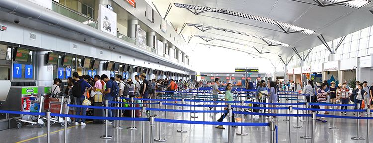 Check-in tại Sân bay Đà Nẵng