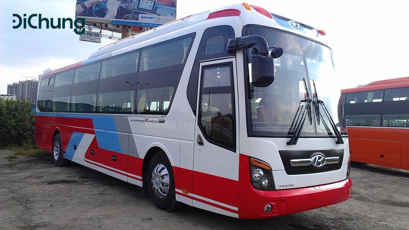 Nhiều người lựa chọn di chuyển bằng xe khách Hải Phòng Nội Bài