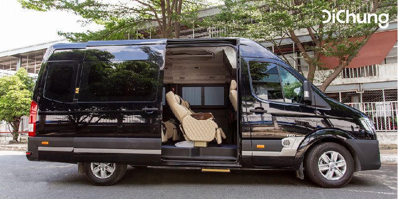 Di chuyển bằng Limousine đem lại sự tiện lợi cho hành khách